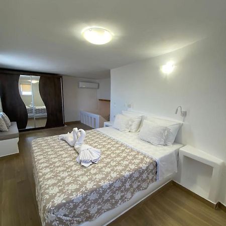 Alamana'S House - Ideal For Couples 아노 메라 외부 사진